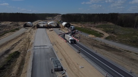 Budowana trasa S5 w okolicach Nowych Marz: jak wygląda z góry [film z drona, zdjęcia]