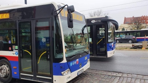 Klimatyzacja, wi-fi, podświetlane tablice, porty usb. Nowe autobusy dla bydgoszczan