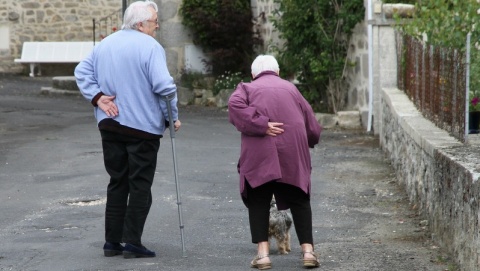 O czym marzą seniorzy, czego potrzebują Miasto pyta o to w ankiecie