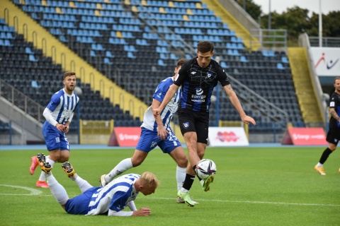 III liga: Zawisza Bydgoszcz odczarował własny stadion. Olimpia spadła z fotela lidera