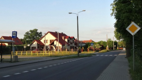 Nie na polu, ale blisko sklepów. Węzeł przesiadkowy powstanie w Osielsku