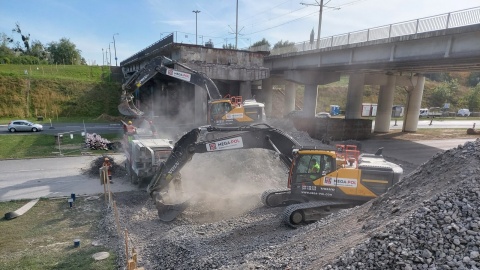 Uwaga kierowcy Zmiana organizacji ruchu pod wiaduktem na al. Jana Pawła II w Bydgoszczy