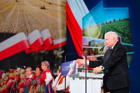 O rolnictwie na konwencji PiS: ułatwienia w handlu, dopłaty, zmiany w emeryturach