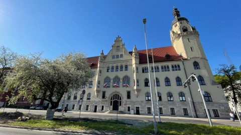 Nauczyciele szkół specjalnych otrzymają wywalczone dodatki. Ratusz to potwierdza