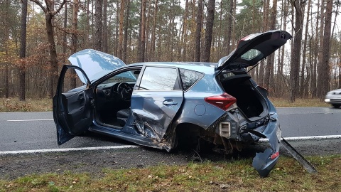 Wypadek w Emilianowie. Zderzyły się dwa samochody osobowe