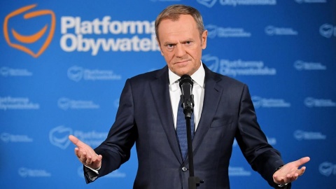 Donald Tusk, lider PO, dostał mandat i stracił prawo jazdy za prędkość