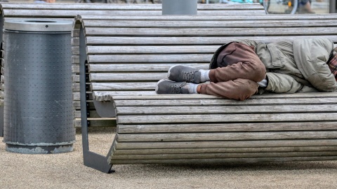 W Bydgoszczy będzie więcej streetworkerów. MOPS zawalczy o bezdomnych