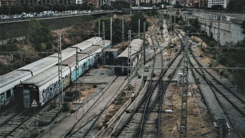 16-latek wszedł na lokomotywę i złapał za przewód trakcji. Zginął porażony prądem