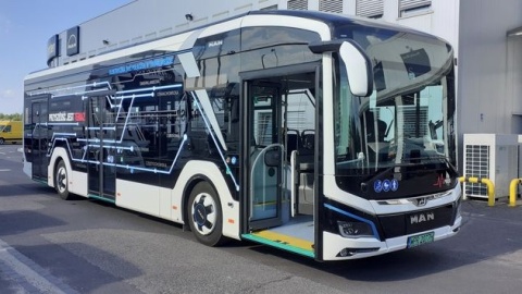 Nowoczesny autobus elektryczny na bydgoskich ulicach. Na której linii nim pojedziemy