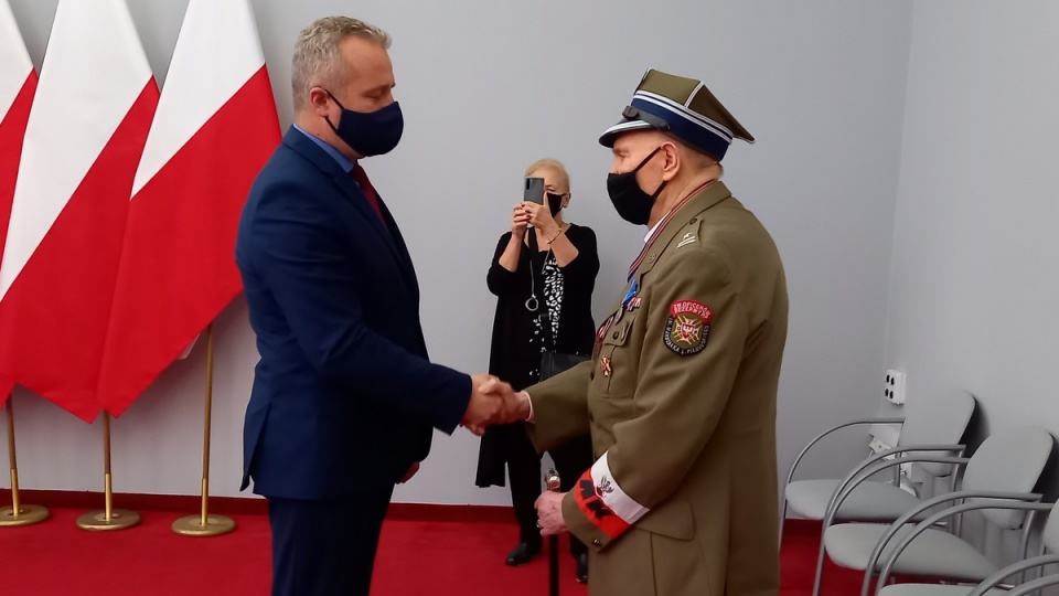 Medal Stulecia Odzyskanej Niepodległości otrzymał Eugeniusz Siemaszko - weteran AK/fot. Agata Raczek