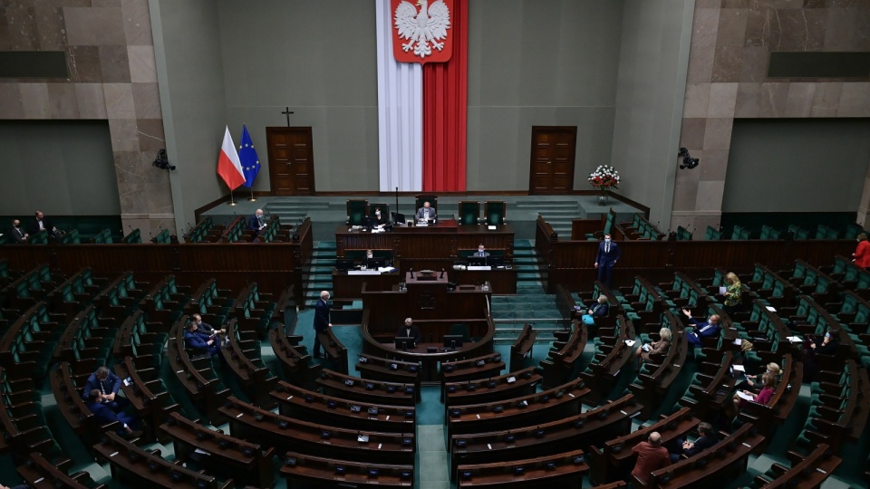 Sejm uchwalił w środę nowelizację ustawy o ochronie granicy państwowej, która umożliwia wprowadzenie zakazu przebywania w strefie nadgranicznej. Fot. PAP/Marcin Obara