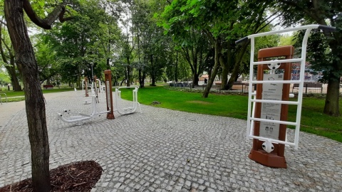 Po 10 miesiącach przerwy mieszkańcy Brodnicy znów mogą spędzać czas w parkach Jana Pawła II i Anny Wazówny. Odnowione zieleńce zostały już uroczyście otwarte./fot. Monika Kaczyńska