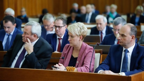 Obrady sejmiku wojewódzkiego. Wśród tematów uchodźcy z Ukrainy i inwestycje drogowe