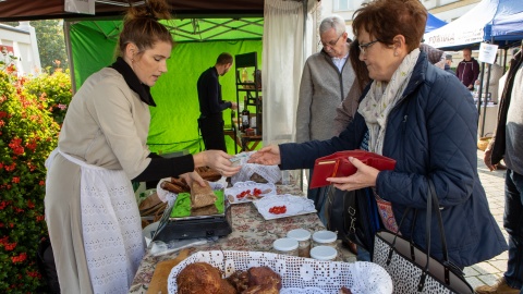 Smakołyki na Wielkanoc. Gotujemy Kupujemy Na jarmarku w Toruniu [zdjęcia]