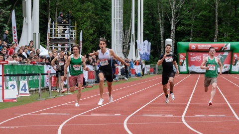 Szymański, Kołodziejski i Chmara ze złotymi medalami AMP w lekkoatletyce