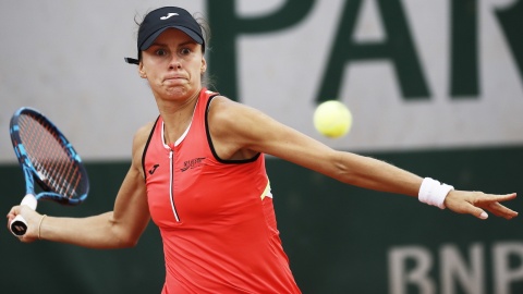 Magda Linette odpadła z Roland Garros. Zmienne szczęście polskich deblistów