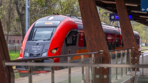 Pięć nowoczesnych pociągów wyjedzie na tory regionu. Pesa wygrała przetarg