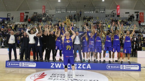 Stal lepsza od Śląska w finale Superpucharu koszykarzy