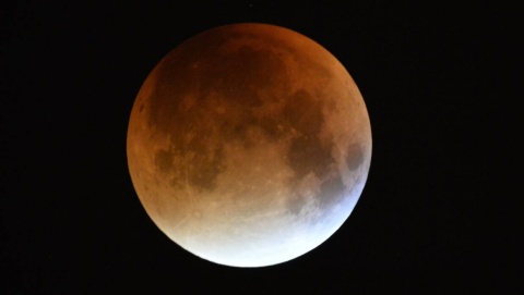 Nadeszła jesień, a razem z nią jasne planety, roje meteorów i zaćmienia...