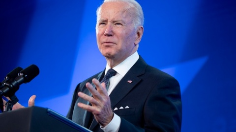 Biden: Mało prawdopodobne, że rakieta, która spadła na Polskę, została wystrzelona z Rosji