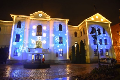 Bydgoszcz i Toruń wyłączają świąteczne iluminacje. Akcja solidarności z Ukrainą