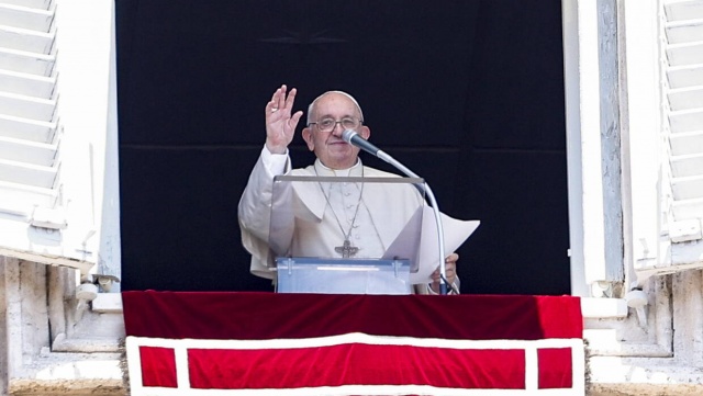 Samolot z Papieżem na pokładzie wyleciał z Rzymu. Franciszek odwiedza Kanadę