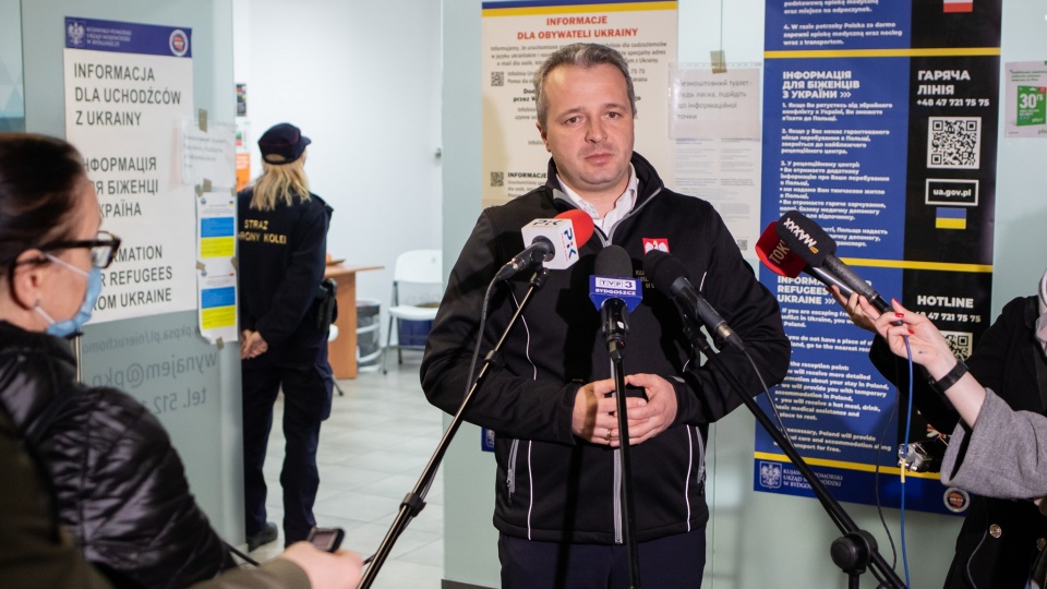 W województwie kujawsko-pomorskim działają trzy punkty informacyjne dla ukraińskich uchodźców. Fot. KPUW