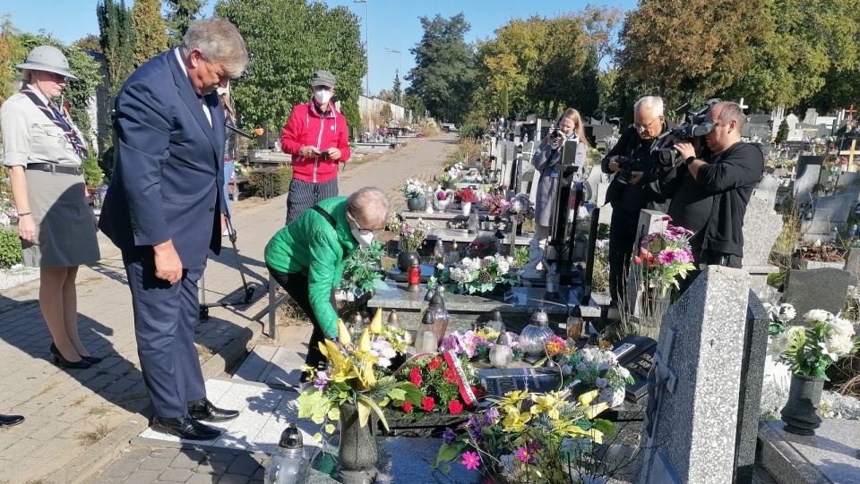 Uroczystość na cmentarzu parafialnym przy Al. Kardynała Wyszyńskiego w Bydgoszczy. Fot. Edyta Krężel