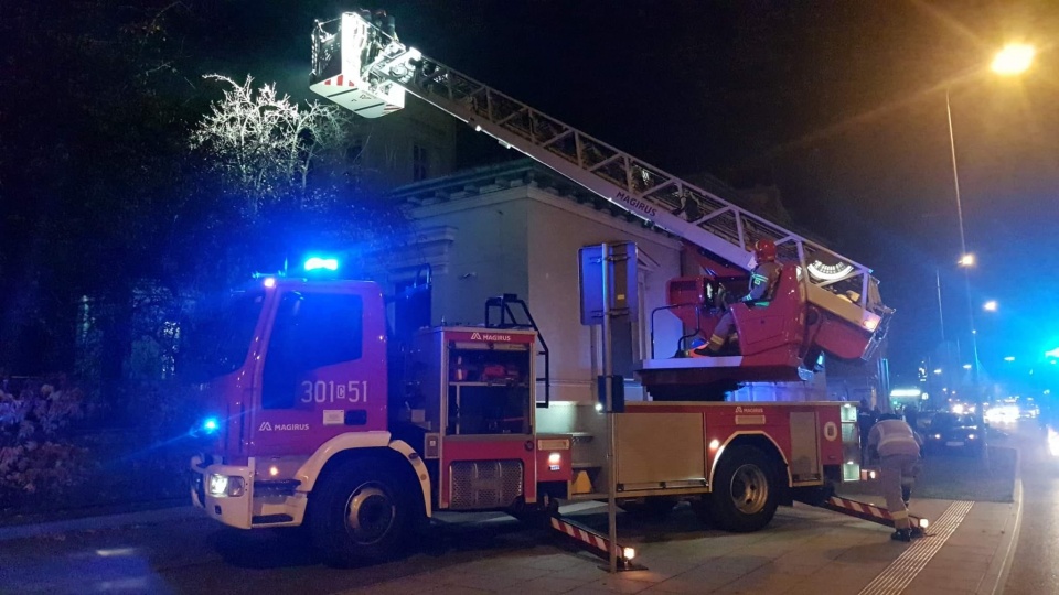 Na miejsce zadysponowano sześć zastępów straży pożarnej/fot. Bydgoszcz998, Facebook