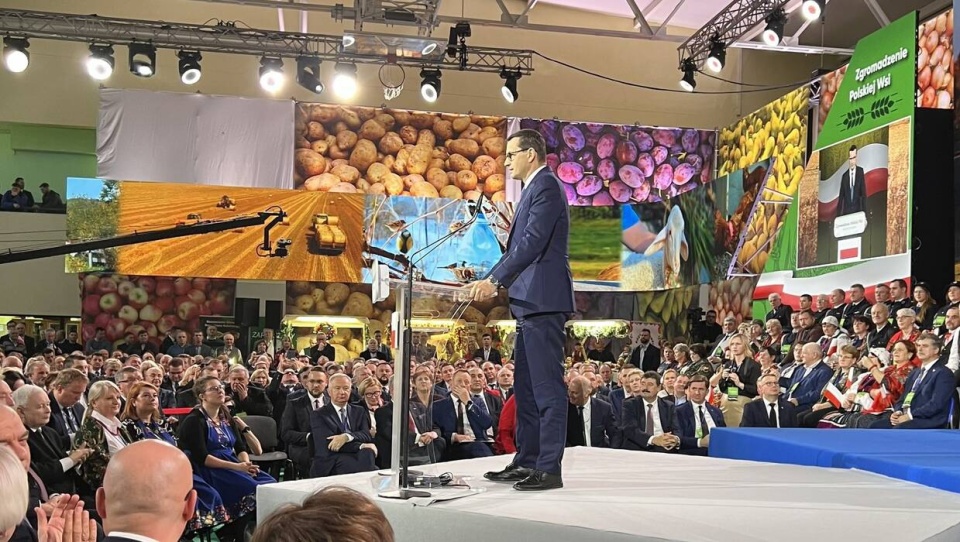 Premier Mateusz Morawiecki w Przysusze/fot. PiS, Twitter