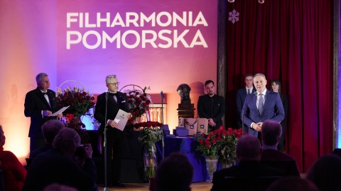 Filharmonia Pomorska została powołana do istnienia 1 stycznia 1953 roku. Z okazji jubileuszu wręczono odznaczenia zasłużonym pracownikom instytucji, odbył się też urodzinowy koncert/fot. M. Kledzik, Filharmonia Pomorska im. I.J. Paderewskiego, Facebook