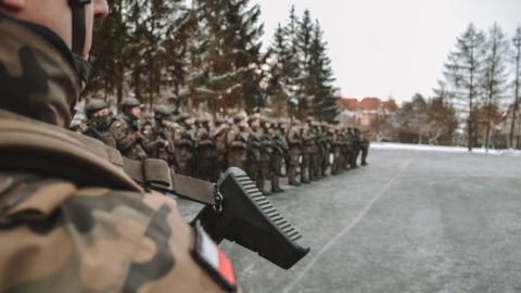 Ochotników czeka trudna przeprawa. W Grudziądzu rozpoczęło się szkolenie WOT