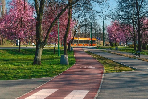 Pieszo i rowerem przez region. Ścieżki, przejścia i perony będą kosztować ponad 100 milionów