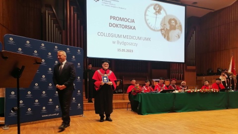 Rośnie grono bydgoskich doktorów. Uroczyste odebranie dyplomów Collegium Medicum