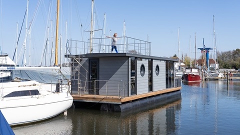 Houseboaty szyją na miarę. Godło Teraz Polska dla firmy La Mare z Kujaw i Pomorza