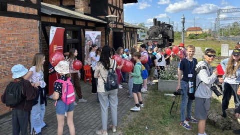 Odjazdowy Dzień Dziecka na dworcu Bydgoszcz Główna. Jeszcze zdążycie [wideo, zdjęcia]