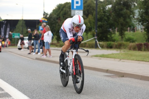 Tour de Pologne: Kwiatkowski ósmy w czasówce. Mohori i Almeida z takim samym czasem przed finałem