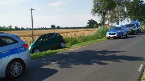 Przekroczył prędkość, przyspieszył na widok policjantów. Zatrzymali go po pościgu