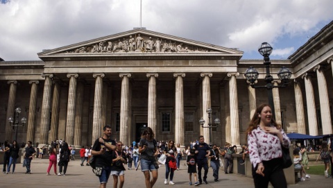 Kurator wykradał zbiory z British Museum, a kasjerzy z Bazyliki Św. Marka oszukiwali na biletach