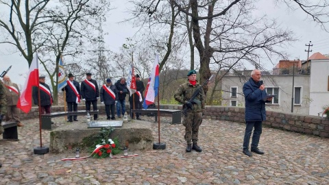 W 1956 roku spalili zagłuszarkę na Wzgórzu Dąbrowskiego. Rocznica upamiętniona