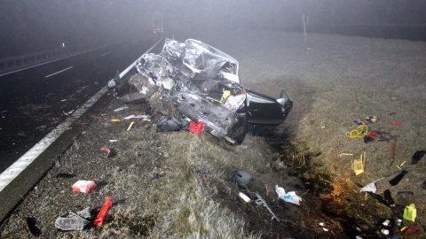 Tir najechał na samochód osobowy. Jedna osoba zginęła pod Inowrocławiem