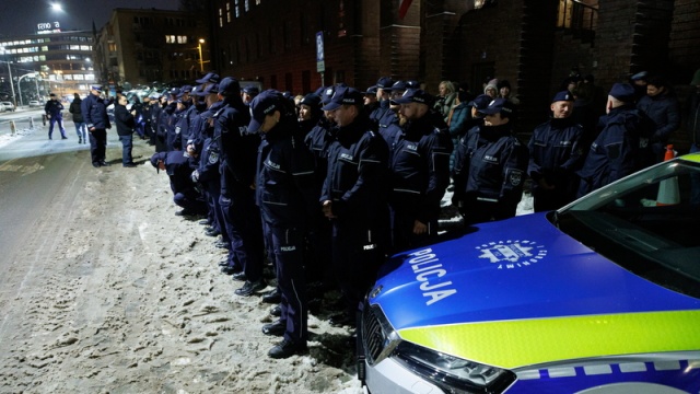 W całej Polsce policjanci uczcili swoich kolegów zastrzelonych przez Maksymiliana F. [wideo]