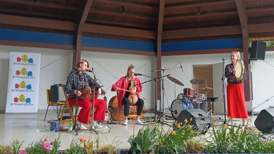 Występ folkowego żeńskiego trio SVAHY z naszego regionu w Mannheim/fot. Maciej Wilkowski