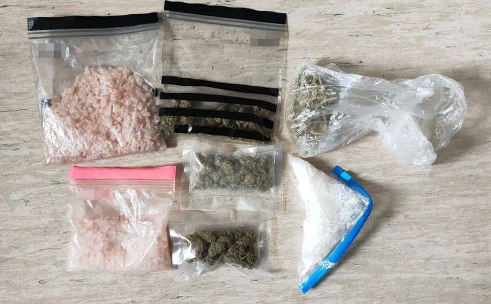 Bydgoscy policjanci przejęli blisko pół kilograma narkotyków/fot: KMP w Bydgoszczy