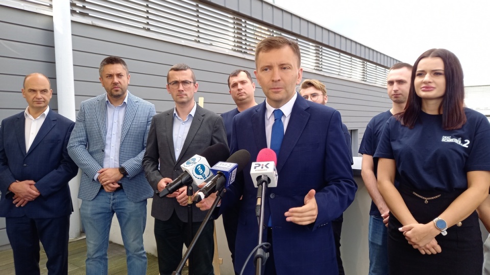 Minister w KPRM Łukasz Schreiber oficjalnie zainaugurował swoją kampanię wyborczą w Bydgoszczy/fot. Tatiana Adonis