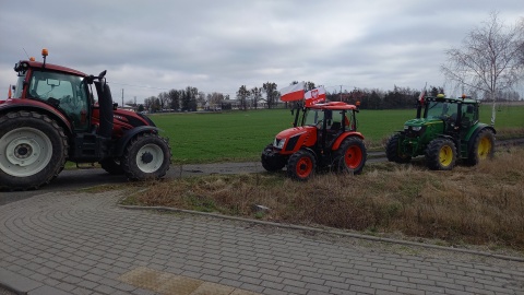 Ciągniki na kujawsko-pomorskich drogach. Gdzie trzeba liczyć się z utrudnieniami