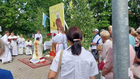 Procesja Bożego Ciała wokół Bazyliki pw. św. Wincentego á Paulo w Bydgoszczy/fot: Jolanta Fischer