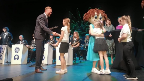 Nagrody dla najbardziej zaangażowanych w ekologiczne działania uczniów i przedszkolaków rozdano w Teatrze Kameralnym podczas Eko Gali/fot. Monika Siwak