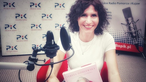 Joanna Kolasińska zaprasza na spotkanie promujące książkę Teresy Godlewskiej/fot. Fundacja Piękny Dzień Mamy, Facebook