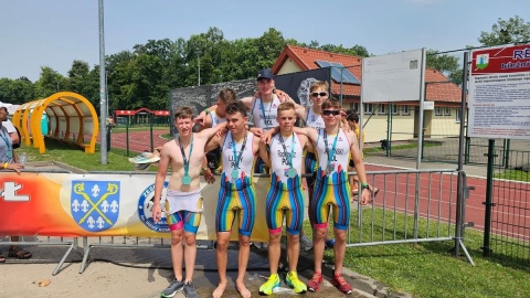 Sukcesy młodych bydgoskich triathlonistów/fot: Facebook, FCNB TRI KLUB by Fundacja Czas na Bydgoszcz